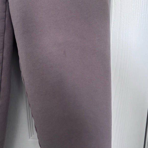 TNA Cozy Fleece High Rise Joggers in Taupe 27” - Description! - Picture 10 of 10